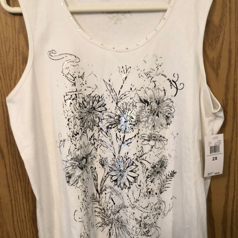 New Women’s Caroline Taylor top 2X